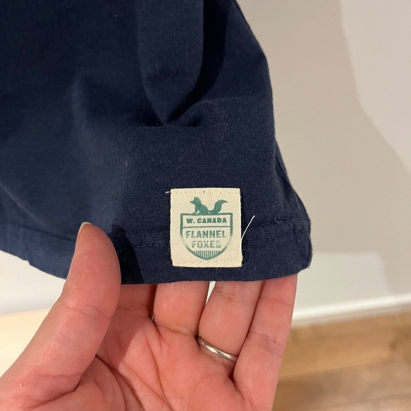 Flannel Foxes Tank. Navy. Medium. - Picture 4 of 4